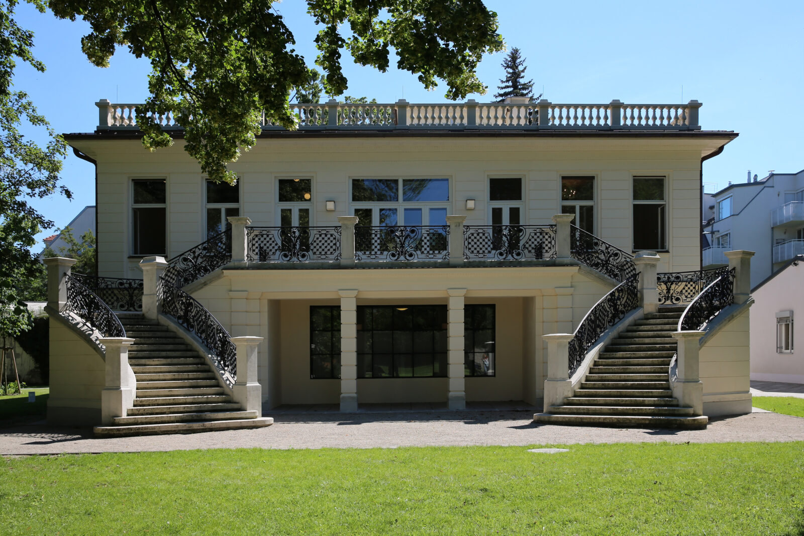 Klimt Villa